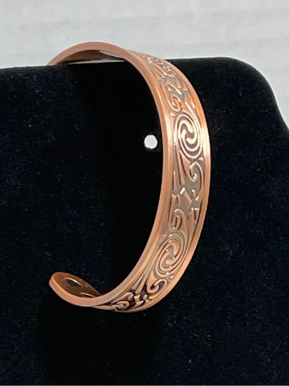 Copper Magnetic Bangle Bracelet Women Men Arthritis Pain Relief Balance Calm Joy